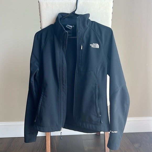 Black North Face Jacket - Picture 1 of 4